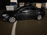 Gebraucht Opel Insignia 160 PS (117 kW) 2012 Schwarz Limousine