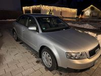 Second-hand Audi A4 131 CP (96 kW) 2002 Argintiu Berlinǎ