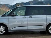 Gebraucht VW Multivan Style 150 PS (110 kW) 2023 Silber Van
