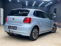 Gebraucht VW Polo 75 PS (55 kW) 2015 Grau Kleinwagen