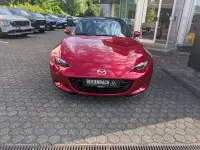 Gebraucht Mazda MX5 Selection 184 PS (135 kW) 2022 Soul red crystal (metallic) Cabrio