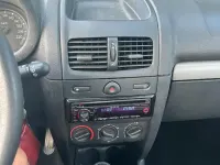 Używany Renault Clio II 58 KM (42 kW) 2006 Czerwony Hatchback