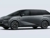 Neu XPENG X9 AWD Performance 369 kW (503 PS) 2026 Grau matte gray Van / Kleinbus
