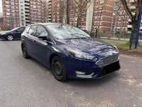 Gebraucht Ford Focus 182 PS (133 kW) 2015 Blau Kombi