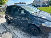 Gebraucht VW Fox 54 PS (39 kW) 2005 Grau Kleinwagen
