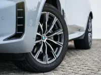 Gebraucht BMW X5 M Sport 352 PS (258 kW) 2025 Brooklyn grau metallic (metallic) SUV