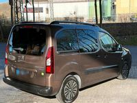 Gebraucht Peugeot TePee 99 PS (72 kW) 2013 Braun Van / Kleinbus
