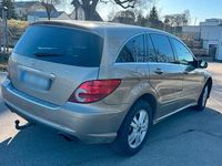 Gebraucht Mercedes R350 224 PS (164 kW) 2009 Gold Van / Kleinbus