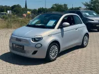 Neu Fiat 500e Pop 86 kW (118 PS) 2026 Grün Cabrio