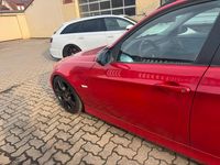 Second-hand BMW 320 163 CP (119 kW) 2008 Roșu Break