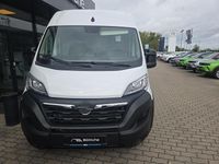 Gebraucht Opel Movano Edition 140 PS (102 kW) 2024 Lackierung weiss icy/typ aussenverkleidung spiegel flach standard Van