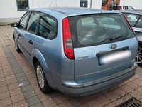 Gebraucht Ford Focus 101 PS (74 kW) 2006 Blau Kombi