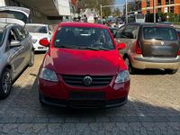 Gebraucht VW Fox 54 PS (39 kW) 2006 Rot Kleinwagen
