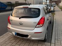 Gebraucht Hyundai i20 Edition 2014 Silber Kleinwagen