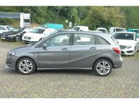 Gebraucht Mercedes B180 122 PS (89 kW) 2018 Mountain (grau) Van / Kleinbus