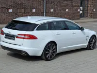 Używany Jaguar XF 200 KM (147 kW) 2014 Biały Kombi