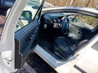 Gebraucht Peugeot 207 90 PS (66 kW) 2008 Gelb Kleinwagen