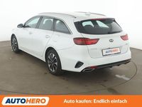 Gebraucht Kia Ceed Spirit 141 PS (103 kW) 2020 Weiß Kleinwagen