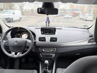 Gebraucht Renault Mégane GrandTour Dynamique 110 PS (80 kW) 2013 Grau Kombi