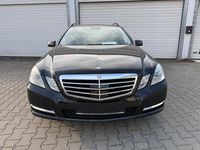 Gebraucht Mercedes E220 170 PS (125 kW) 2010 Obsidianschwarz  metalliclack Kombi