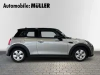 Używany Mini Cooper Essential 136 KM (100 kW) 2023 Srebrny Hatchback