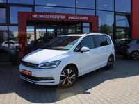 Gebraucht VW Touran Comfortline 150 PS (110 kW) 2024 Weiß Van / Kleinbus