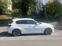 Gebraucht BMW 116 M Sport 109 PS (80 kW) 2015 Weiß Kleinwagen