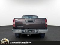 Gebraucht Nissan Navara SE 190 PS (139 kW) 2013 Violett Pickup
