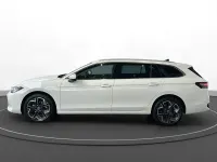 Käytetty VW Passat Elegance 150 HP (110 kW) 2024 Valkoinen Farmari