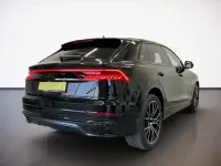 Gebraucht Audi Q8 S-Line 286 PS (210 kW) 2023 Mythosschwarz metallic SUV