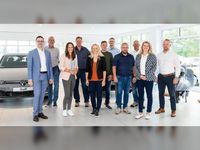 Gebraucht VW Transporter 150 PS (110 kW) 2025 Grau Van