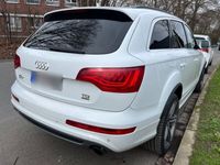 gebraucht Audi Q7 3.0 TDI Quattro tip. 3x S-Line Pano 7 Sitze