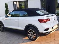 Gebraucht VW T-Roc Cabriolet Active 150 PS (110 kW) 2021 Weiß Cabrio