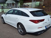 gebraucht Mercedes CLA200 Shooting Brake d 4MATIC DCT - DISTRONIC