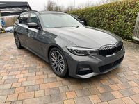 Gebraucht BMW 320 M Sport 190 PS (139 kW) 2022 Dravitgrau Kombi
