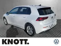 Gebraucht VW Golf VII Life 131 PS (96 kW) 2020 Weiss Limousine