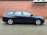 Gebraucht Peugeot 308 SW 131 PS (96 kW) 2017 Blau Kombi
