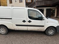 Gebraucht Fiat Doblò 75 PS (55 kW) 2009 Weiß Van / Kleinbus