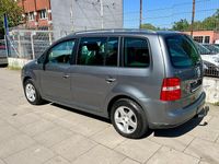 Gebraucht VW Touran 102 PS (75 kW) 2004 Grau Van / Kleinbus