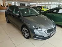 Gebraucht Skoda Octavia Tour 110 PS (80 kW) 2022 Graphitegrau metallic Kombi