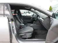 Gebraucht VW Arteon R-line 200 PS (147 kW) 2023 Silber / pyrit silber Kombi