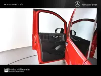 Gebraucht Mercedes Vito 190 PS (139 kW) 2022 Rot Van