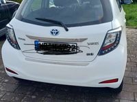 gebraucht Toyota Yaris Hybrid 1.5 VVT-i Life