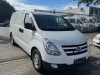 Gebraucht Hyundai H-1 170 PS (125 kW) 2018 Weiß Van / Kleinbus
