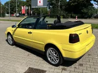 Gebraucht VW Golf Cabriolet Conceptline 90 PS (66 kW) 2001 Gelb Cabrio