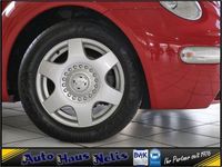 Gebraucht VW New Beetle 75 PS (55 kW) 2004 Rot Kleinwagen