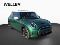 Second-hand Mini Cooper SE Classic 135 kW (184 CP) 2023 Verde Hatchback