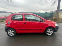 Gebraucht VW Fox Basis 54 PS (39 kW) 2008 Rot Kleinwagen