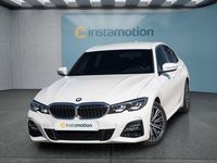 Gebraucht BMW 318 M Sport 156 PS (114 kW) 2022 Weiß Limousine