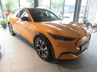 Gebraucht Ford Mustang Mach-E 258 kW (351 PS) 2022 Cyber orange met. SUV